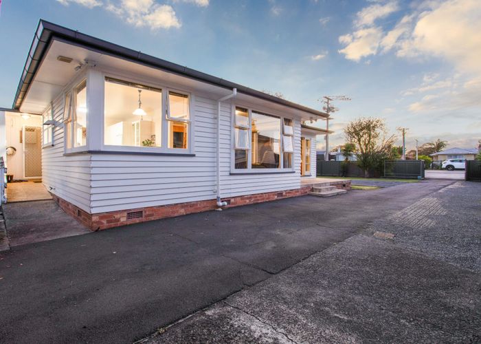  at 84 Matipo Road, Te Atatu Peninsula, Waitakere City, Auckland