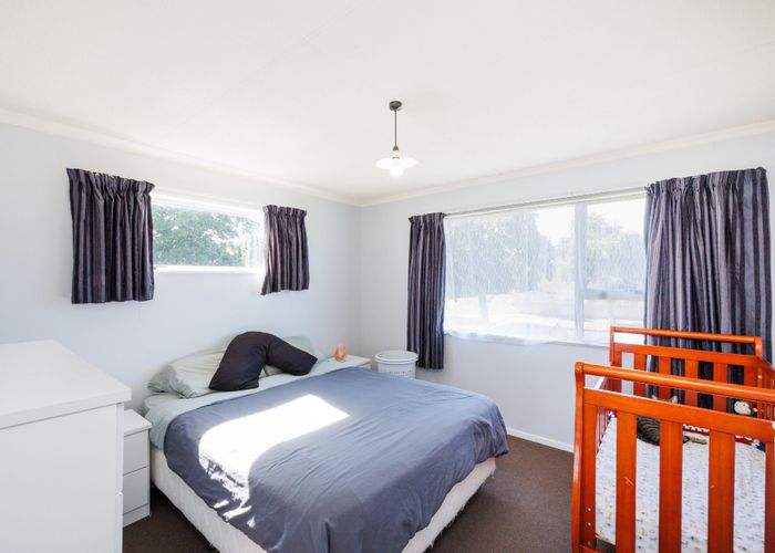  at 61 Hillcrest Drive, Kelvin Grove, Palmerston North