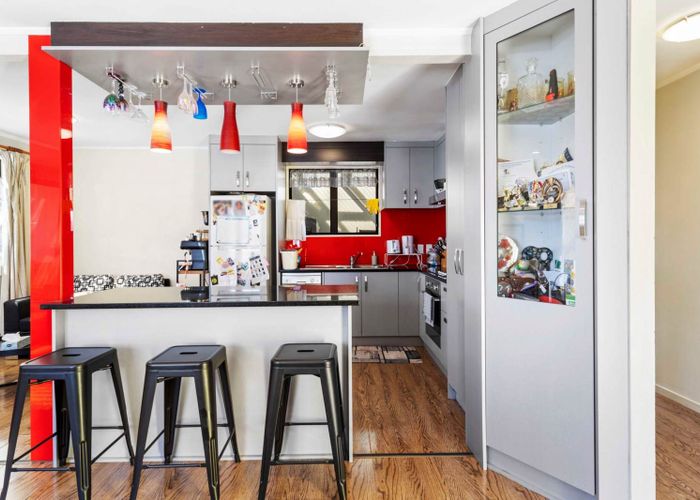  at 2/76 Palmers Road, Clendon Park, Manukau City, Auckland