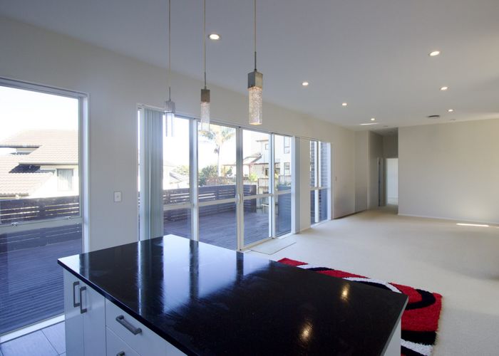  at 16 Lucca Crescent, Flat Bush, Manukau City, Auckland