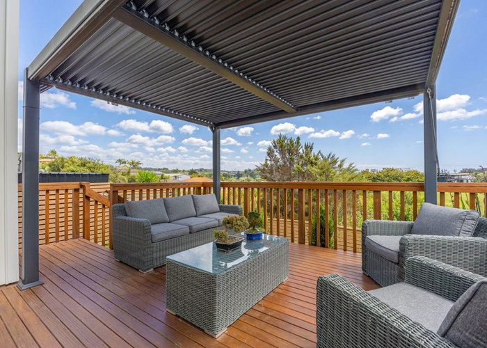  at 2 Seafarer Crescent, Stanmore Bay, Rodney, Auckland