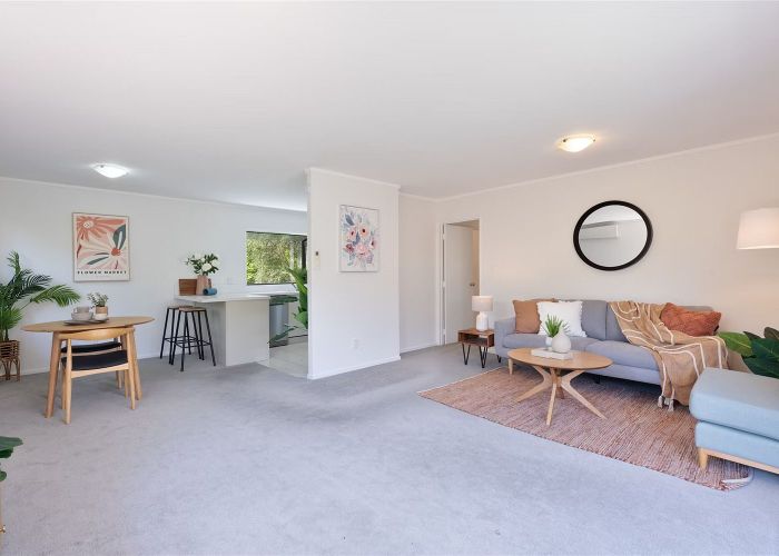  at 38B Waverley Avenue, Glenfield, North Shore City, Auckland