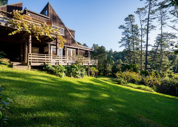  at 781 West Coast Road, Oratia, Waitakere City, Auckland