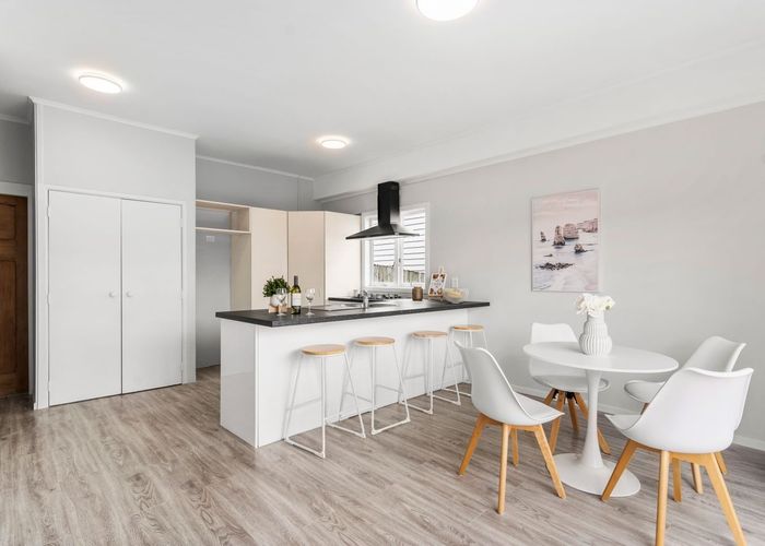  at 1/720 Mount Eden Road, Mount Eden, Auckland City, Auckland