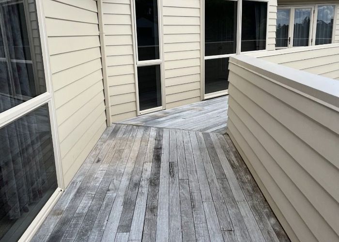  at 4 Nottingham Place, Northcross, North Shore City, Auckland