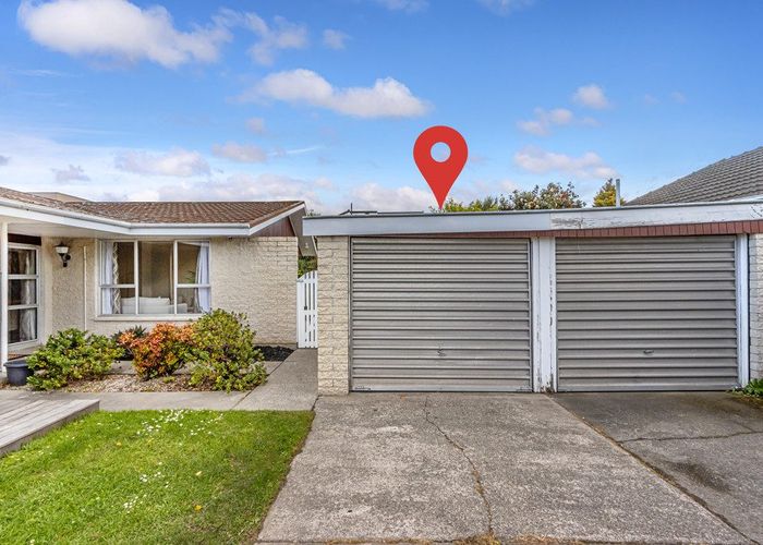  at 2/191 Waimairi Road, Ilam, Christchurch