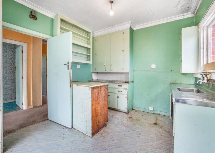  at 300 Highcliff Road, Highcliff, Dunedin