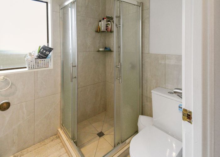  at 2/60 Beach Road, Papakura, Papakura, Auckland