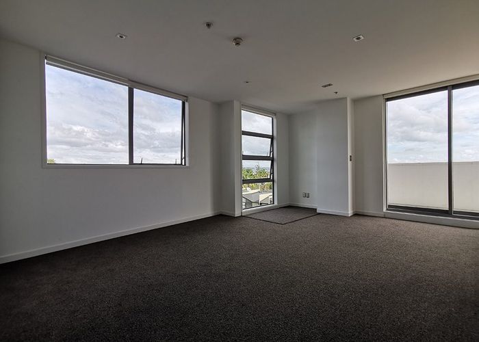  at 212/16 Huron Street, Takapuna, North Shore City, Auckland