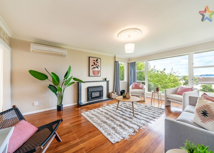  at 27 Magnolia Grove, Maungaraki, Lower Hutt