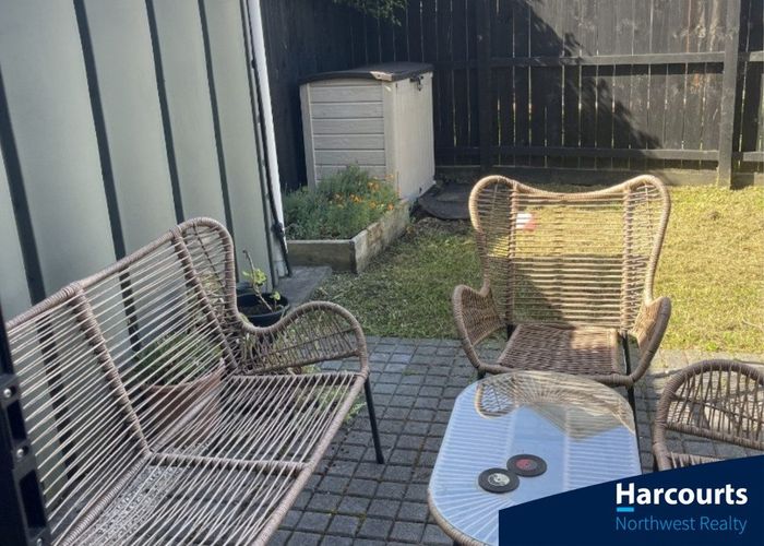  at 4 Kerewhenua Crescent, Hobsonville, Waitakere City, Auckland