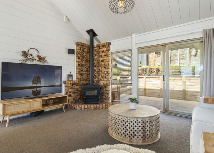  at 15 Victory Street, Welcome Bay, Tauranga