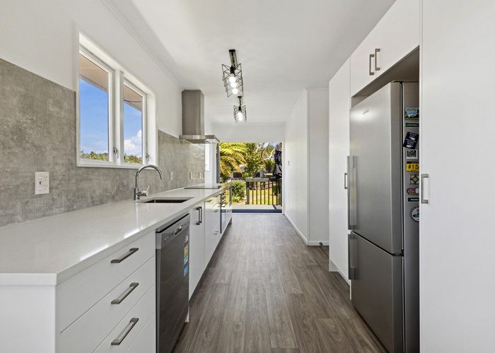  at 26 Agincourt Street, Glenfield, Auckland