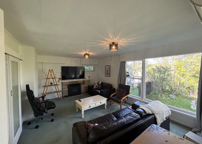  at 18 Sunshine Crescent, Kelson, Lower Hutt