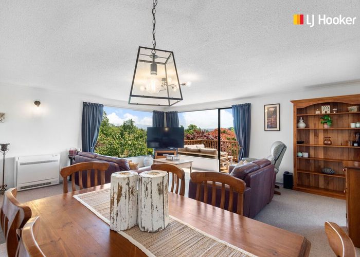  at 19 Braeside, Kinmont Park, Mosgiel