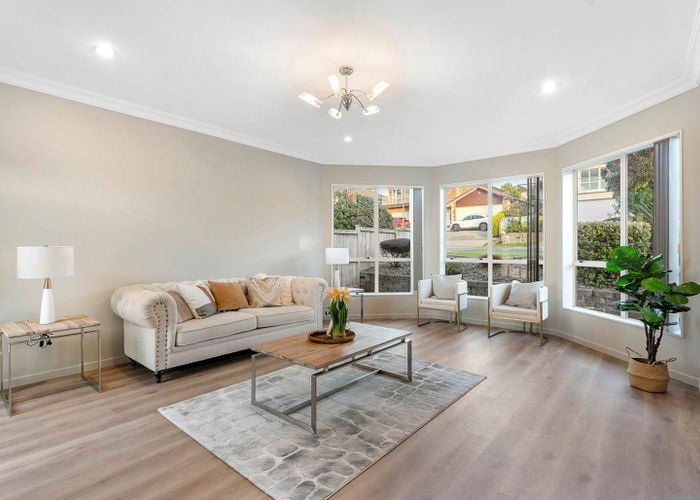  at 23 Leafield Crescent, Henderson, Auckland