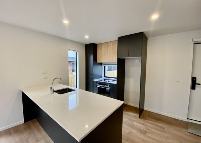  at 3/16 Smith Street, Woolston, Christchurch