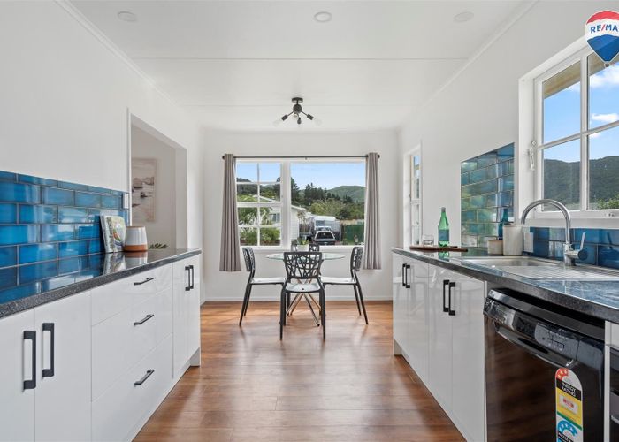  at 33 Stockdale Street, Wainuiomata, Lower Hutt, Wellington