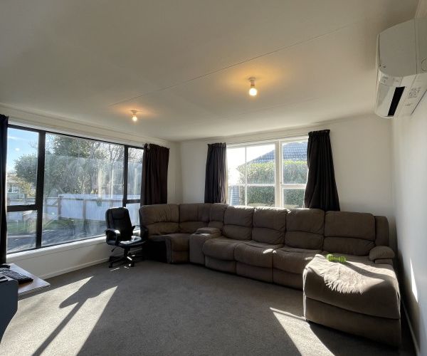  at 11 Rothesay Place, Rockdale, Invercargill