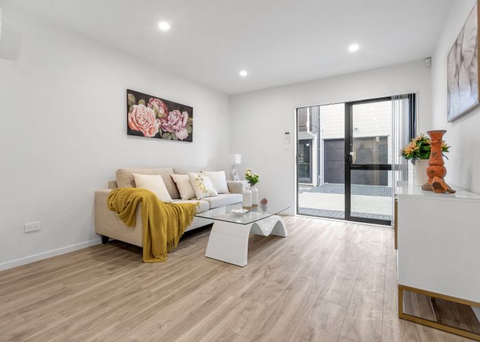  at 5/39 Wintere Road, Papatoetoe, Auckland