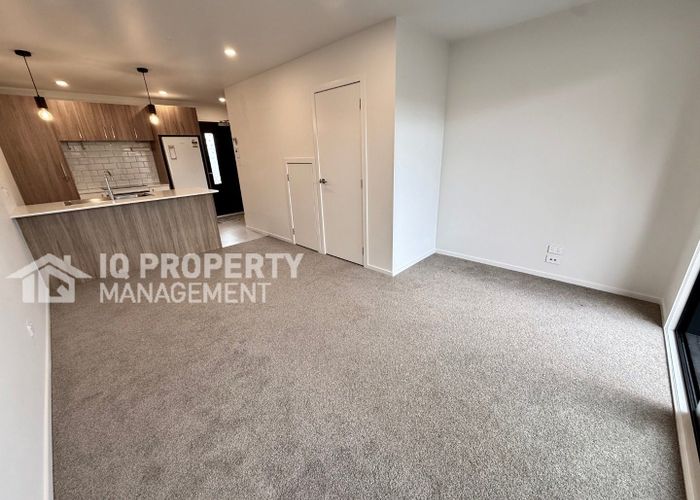  at 10/20 Moor Avenue, Te Atatu Peninsula, Waitakere City, Auckland