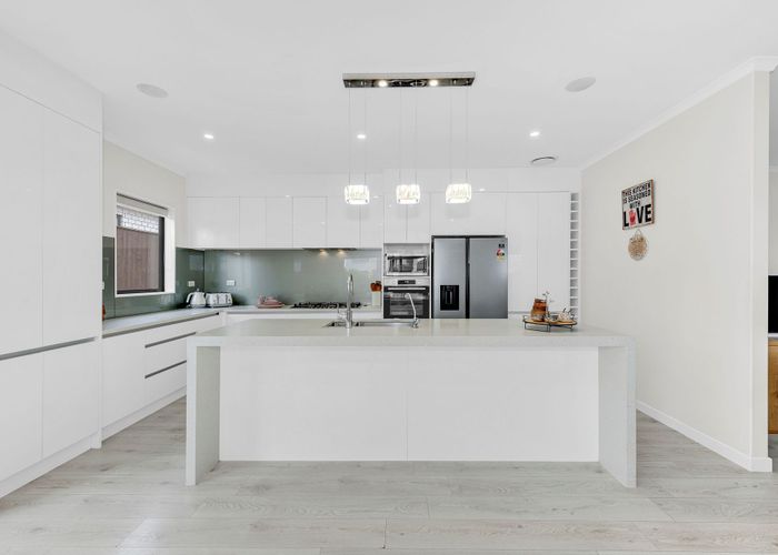  at 76 Drumbuoy Drive, Flat Bush, Auckland