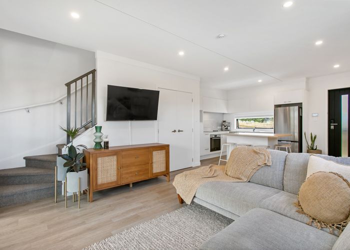  at 3/141 Wallace Road, Mangere Bridge, Auckland