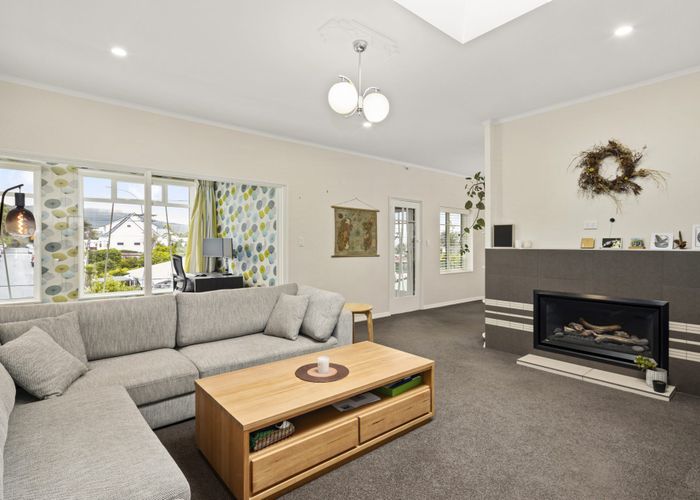  at 107 Karori Road, Karori, Wellington