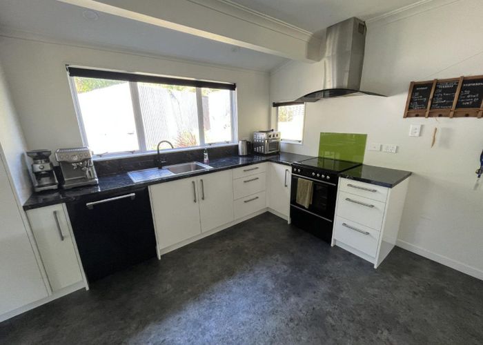  at 5 Virginia Heights, Otamatea, Whanganui