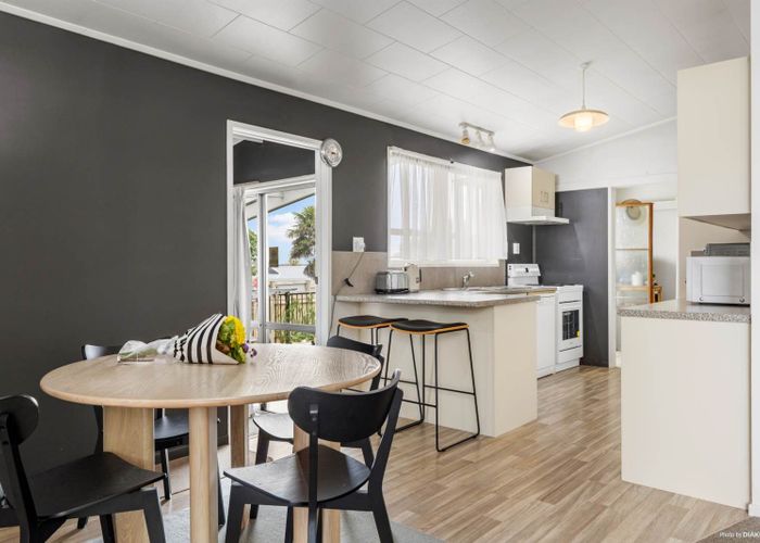  at 53 Sandspit Road, Waiuku, Franklin, Auckland