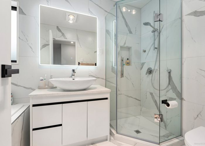  at 8B Hobart Crescent, Wattle Downs, Manukau City, Auckland