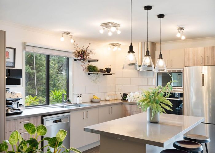  at 77 Hobson Road, Albany, North Shore City, Auckland