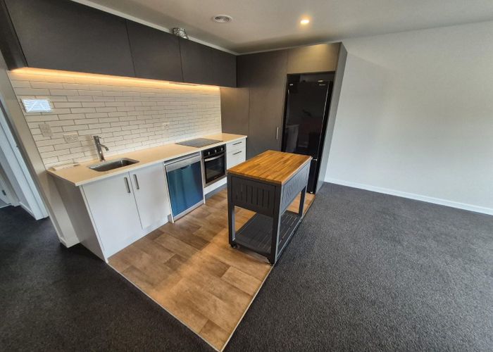  at 2/88 Poulson Street, Addington, Christchurch City, Canterbury