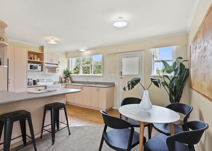  at 3 Craigbank Avenue, New Lynn, Waitakere City, Auckland