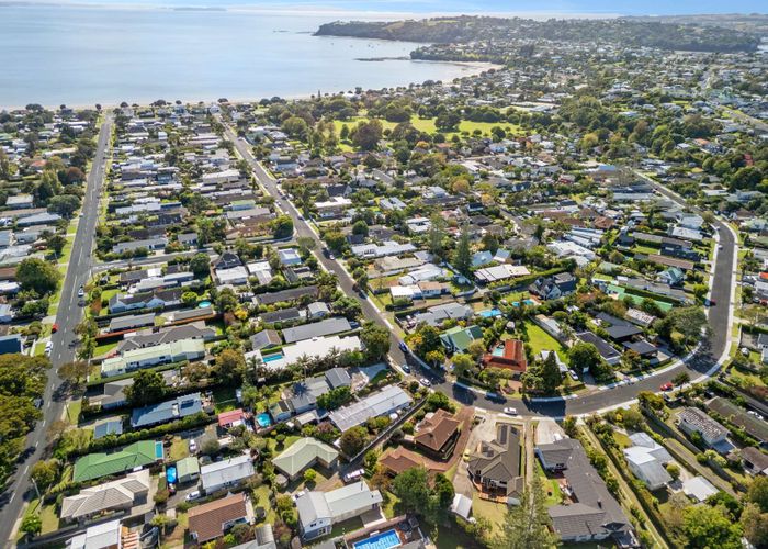  at 1/114 The Circle, Manly, Rodney, Auckland