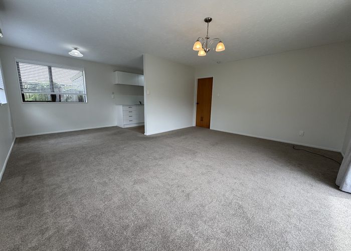  at 2/260 Lincoln Road, Addington, Christchurch City, Canterbury