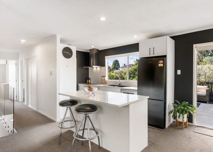  at 7 Paris Place, Birkenhead, North Shore City, Auckland