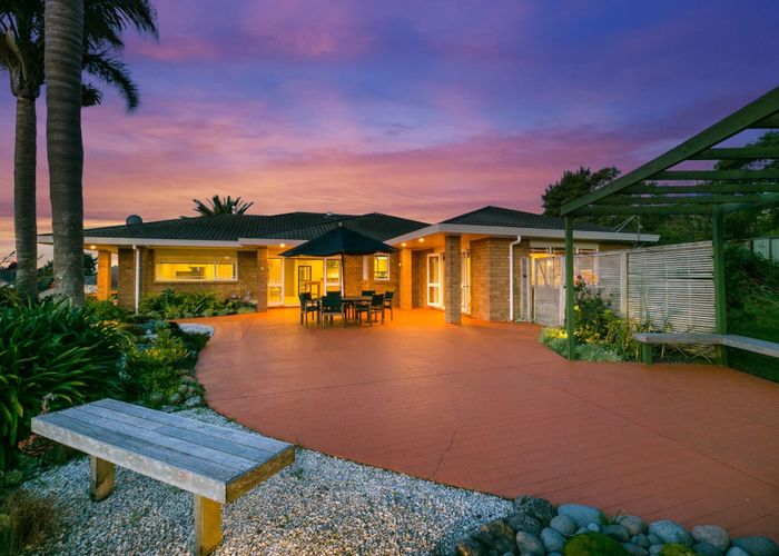  at 133 Simpson Road, Ranui, Auckland