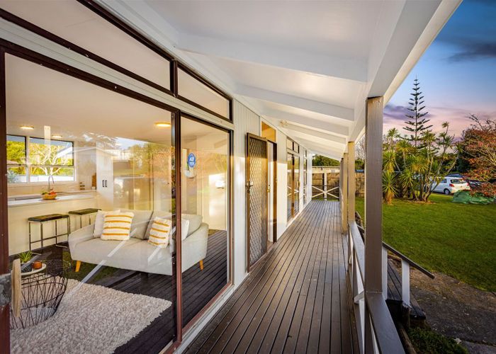  at 7 Serwayne Place, Sunnyvale, Auckland
