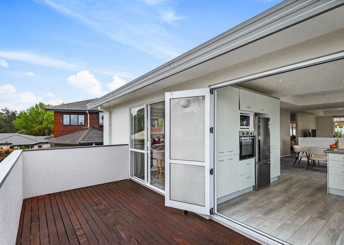  at 5 Oystergrove Road, West Harbour, Waitakere City, Auckland