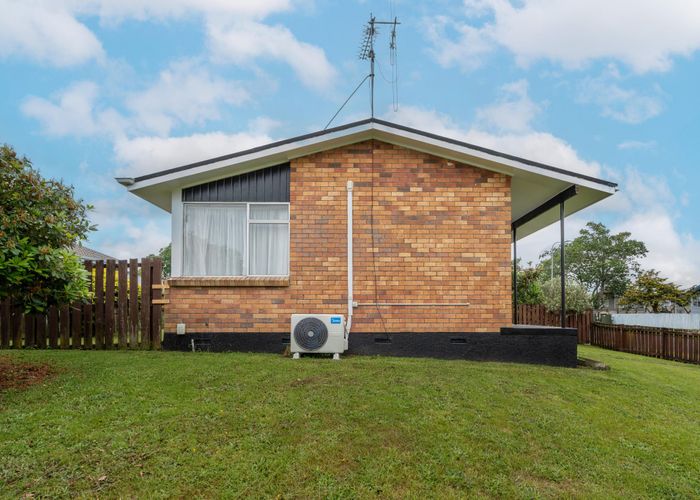  at 8 Emerald Place, Chartwell, Hamilton, Waikato