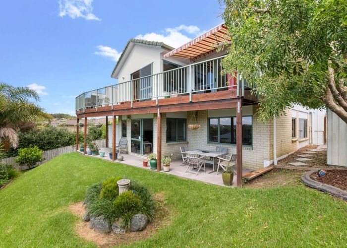  at 20 Rivervale Grove, Stanmore Bay, Whangaparaoa