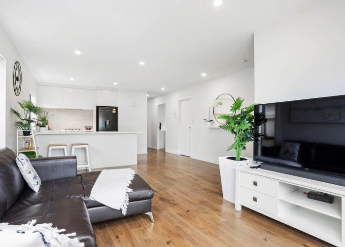  at 10 Silver Beech Street, Takanini, Papakura, Auckland