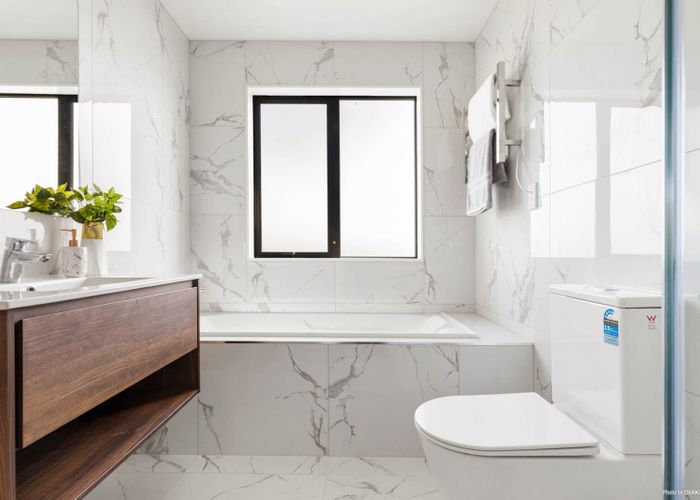  at 421C Glenfield Road, Glenfield, Auckland