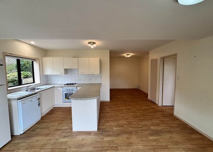  at 10a Dallinghoe Crescent, Milford, North Shore City, Auckland