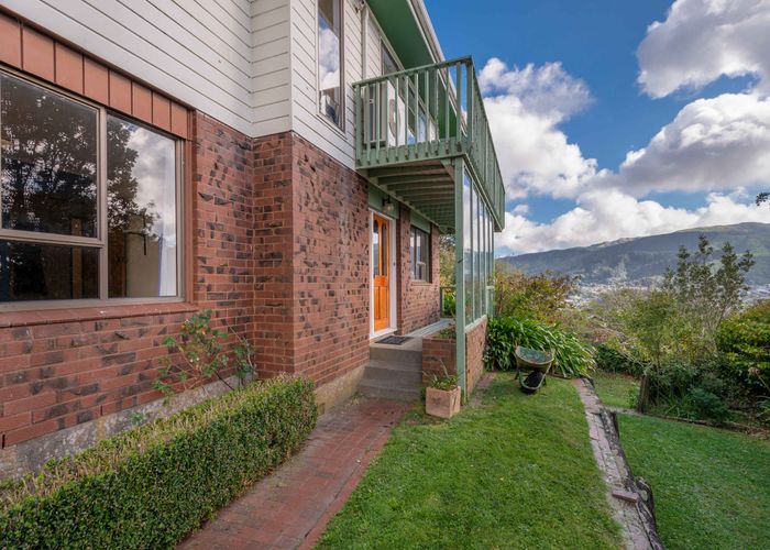  at 54 Woodman Drive, Tawa, Wellington