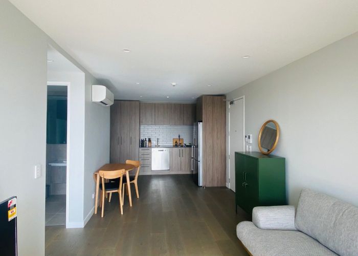  at 204/9 Walmer Road, Point Chevalier, Auckland City, Auckland