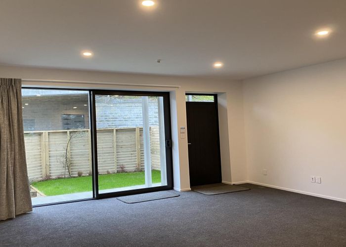  at 6a Ferry Road, Days Bay, Lower Hutt, Wellington