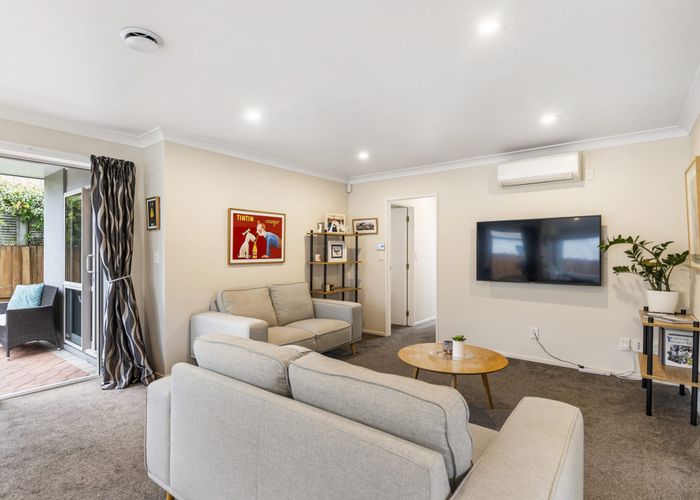  at 81D Mirrabooka Avenue, Botany Downs, Auckland