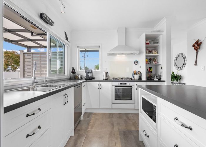  at 2 Bonselaar Drive, Kamo, Whangarei, Northland